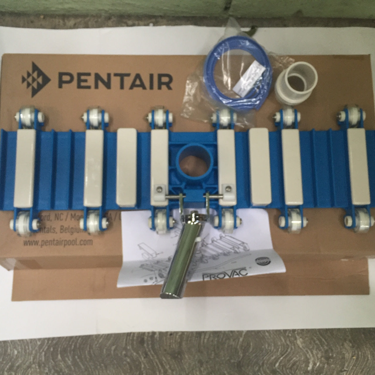 Barredora Aspiradora 22" Rainbow Pentair