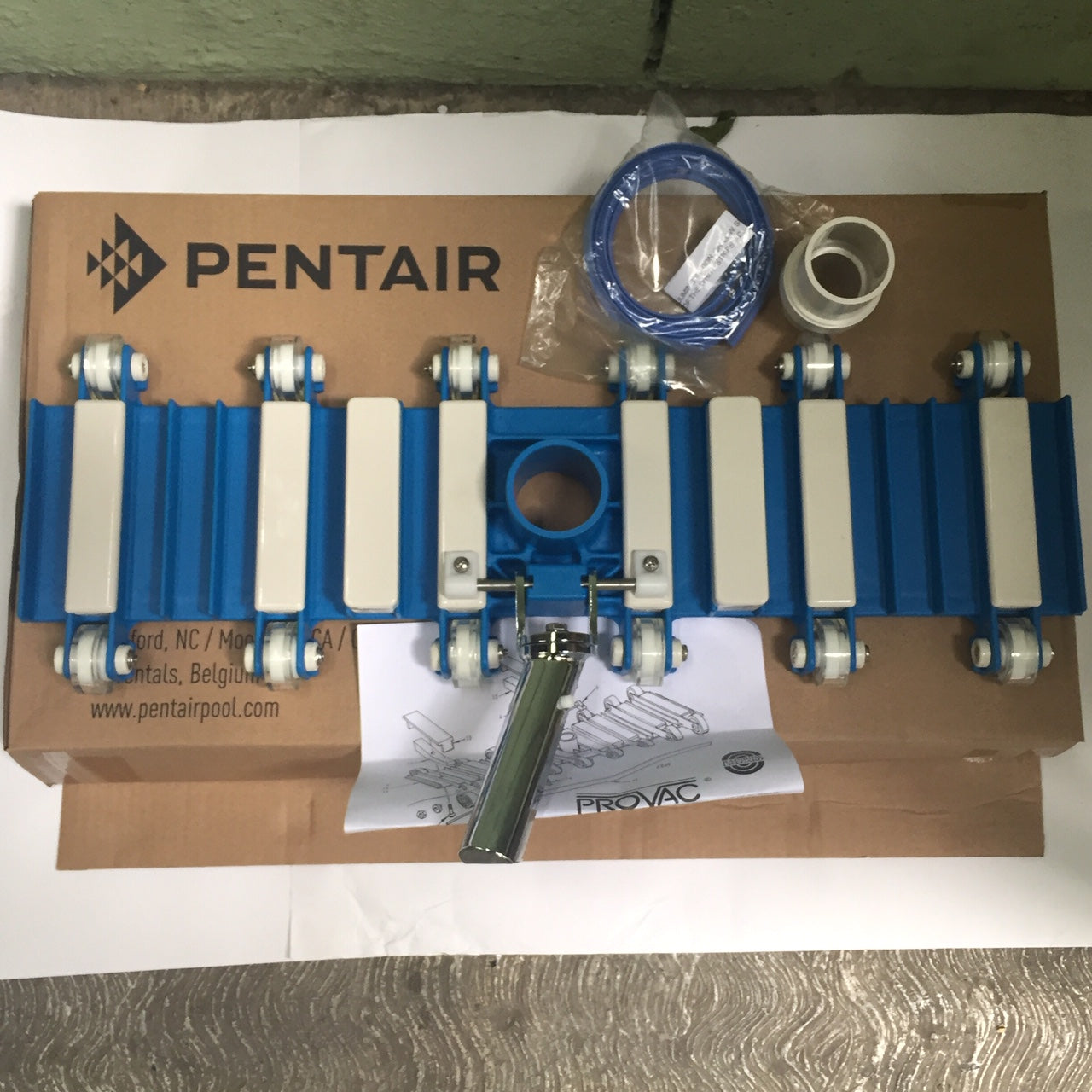 Barredora Aspiradora 22" Rainbow Pentair